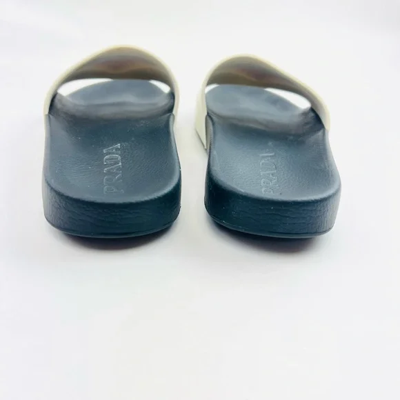 Prada: Black & White Rubber Flat Sandals Size: 8.5US - 38.5EU - Picture 7 of 7